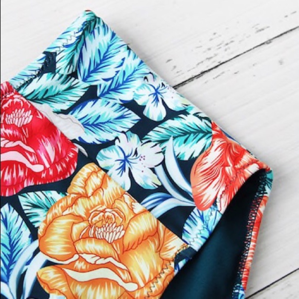 Teal bikini with floral high waist - Picture 5 of 6